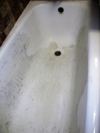 Реставрация чугунной ванны акрилом в Харькове
